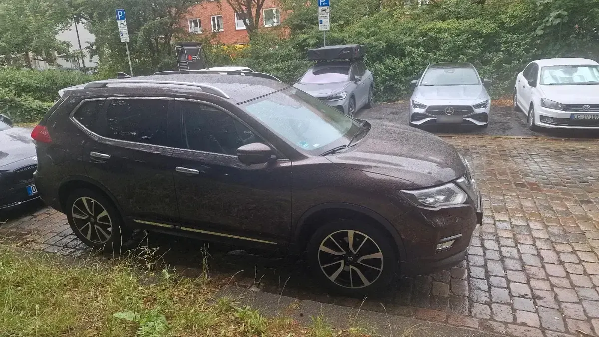 Gebraucht Nissan X-Trail N-Connecta 177 PS (130 kW) 2018 Braun SUV