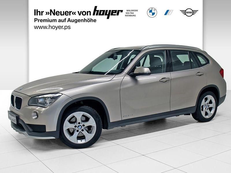Silber Gebraucht 2014 BMW X1 Sport Line SUV | 13.730 € (Fairer Preis) - Bild 1/4