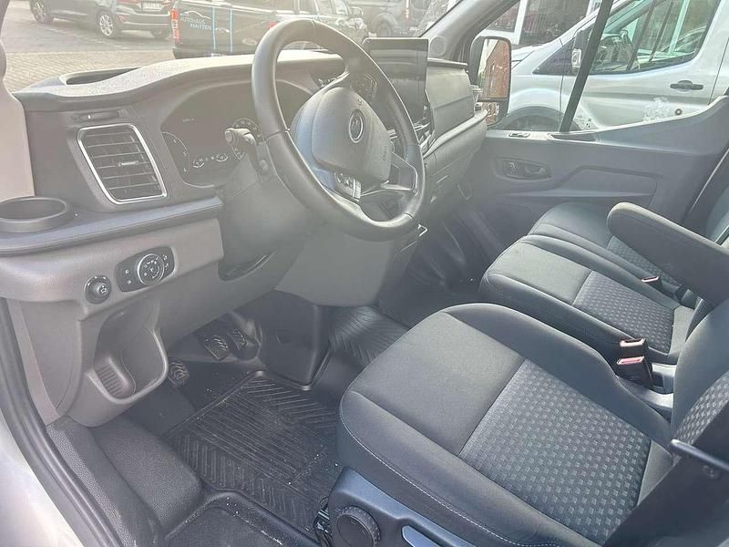 Gebraucht Ford Transit Limited 170 PS (125 kW) 2023 Polarsilber metallic Van / Kleinbus