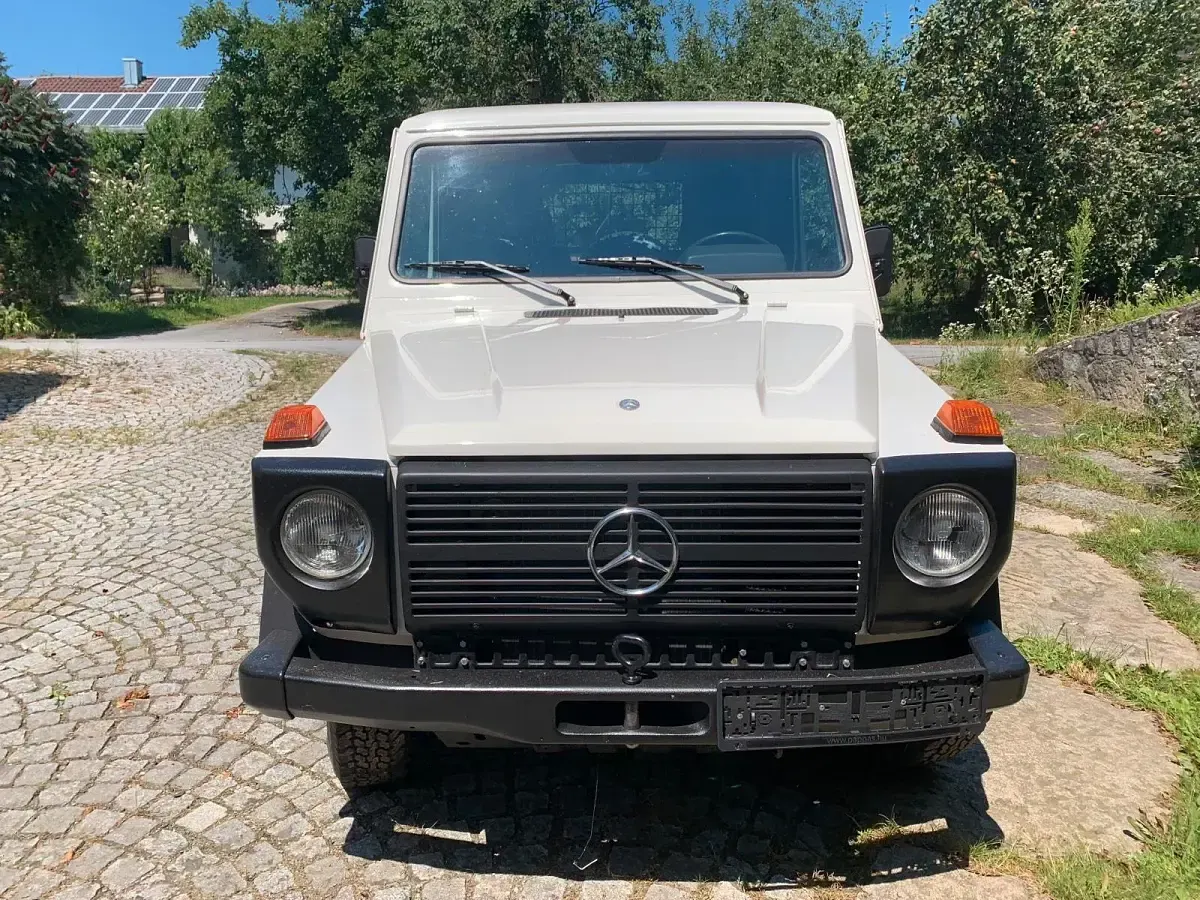 Gebraucht Mercedes G300 88 PS (64 kW) 1983 Weiß SUV
