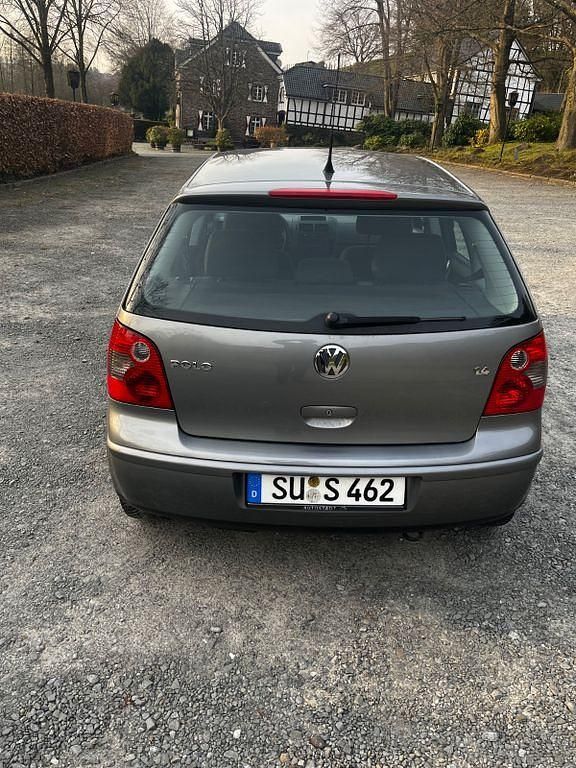 Gebraucht VW Polo Cricket 75 PS (55 kW) 2004 Silber Kleinwagen