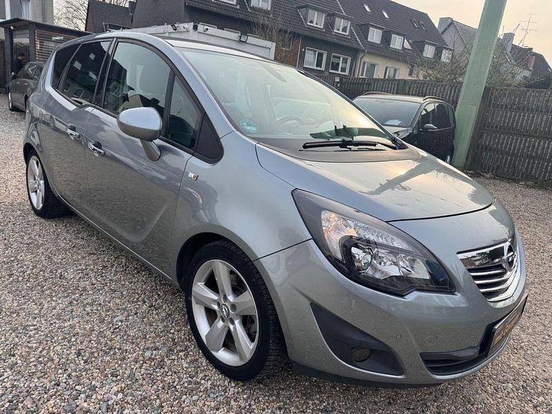 Gebraucht Opel Meriva Innovation 101 PS (74 kW) 2010 Silber Van / Kleinbus