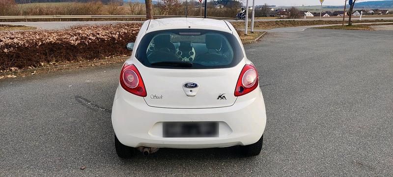 Gebraucht Ford Ka 70 PS (51 kW) 2013 Kleinwagen