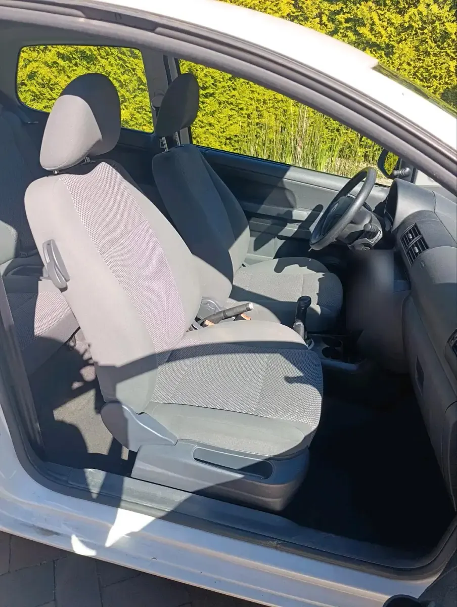 Usata VW Fox 55 CV (40 kW) 2011 Bianco Utilitaria