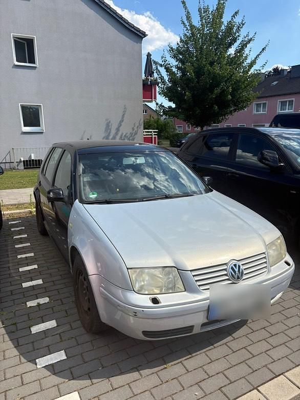 Schwarz Gebraucht 2003 VW Golf IV Limousine | 400 € (Superpreis) - Bild 1/4