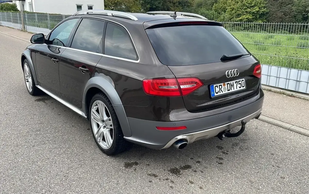 Gebraucht Audi A4 Allroad Comfort 245 PS (180 kW) 2014 Braun Kombi