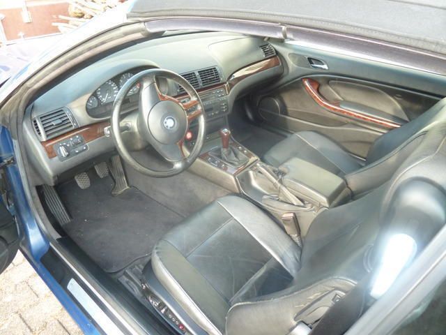 Gebraucht BMW 320 Cabriolet 170 PS (125 kW) 2001 Blau metallic Cabrio