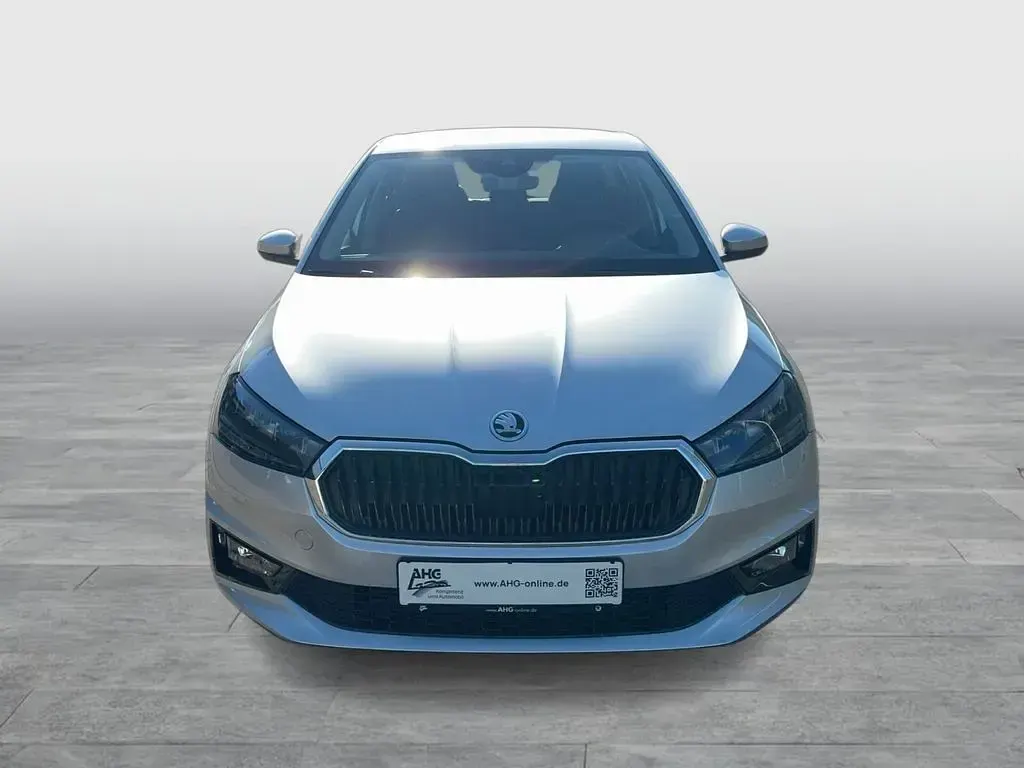 Gebraucht Skoda Fabia Ambition 95 PS (69 kW) 2023 Brillantsilber metallic Kleinwagen