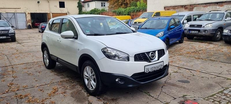 Weiß Gebraucht 2014 Nissan Qashqai SUV | 8.000 € (Guter Preis) - Bild 1/4
