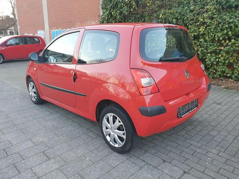 Gebraucht Renault Twingo 58 PS (42 kW) 2009 Rot Kleinwagen