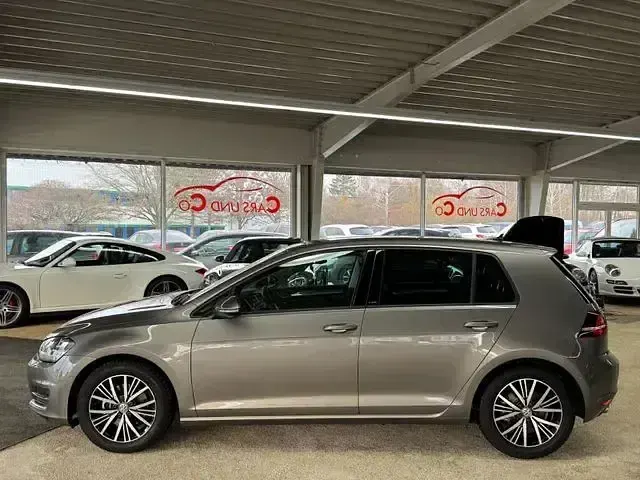 Gebraucht VW Golf VII 125 PS (91 kW) 2016 Grau Limousine