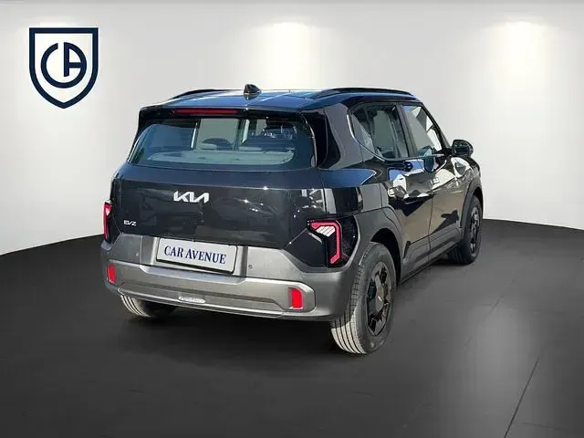 Neu Kia EV2 Air 108 kW (147 PS) 2026 Schwarz grau SUV