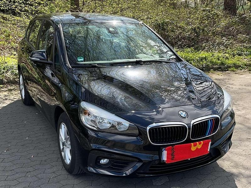Gebraucht BMW 218 Advantage 136 PS (100 kW) 2017 Schwarz Kombi