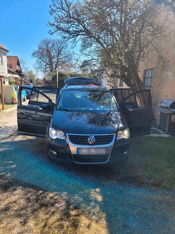 Gebraucht VW Touran Cross 140 PS (102 kW) 2008 Schwarz Van / Kleinbus