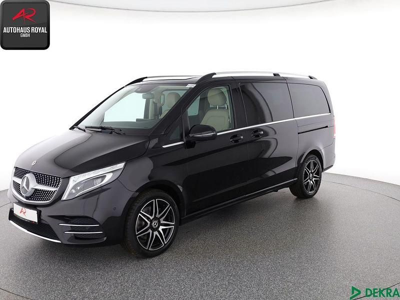 Obsidianschwarz Gebraucht 2022 Mercedes V300 AMG Van / Kleinbus | 61.780 € (Guter Preis) - Bild 1/4