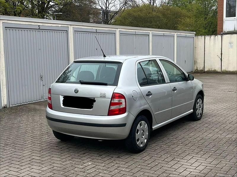 Gebraucht Skoda Fabia 69 PS (50 kW) 2006 Silber Limousine