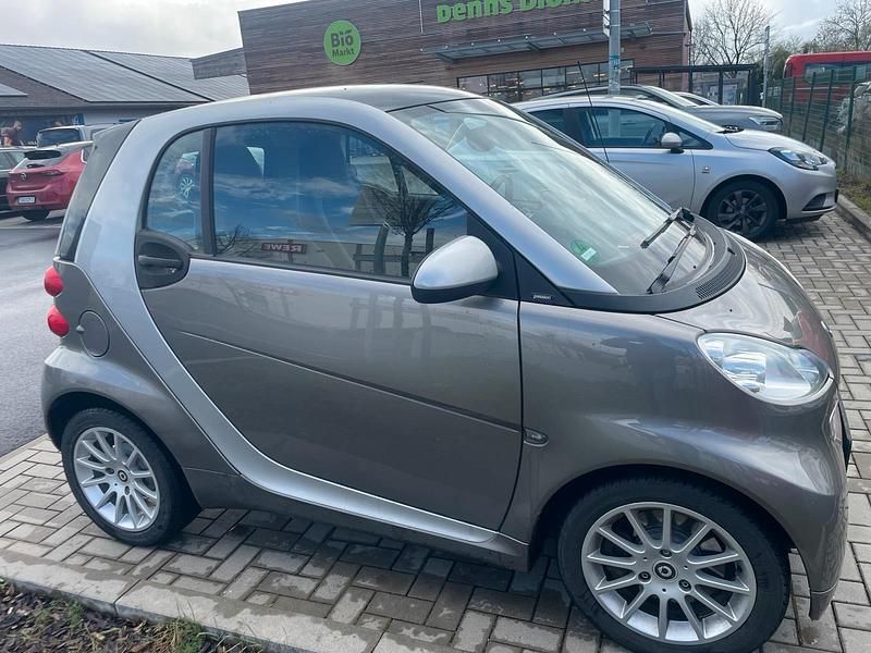 Gebraucht Smart ForTwo Coupé 71 PS (52 kW) 2011 Grau Coupé