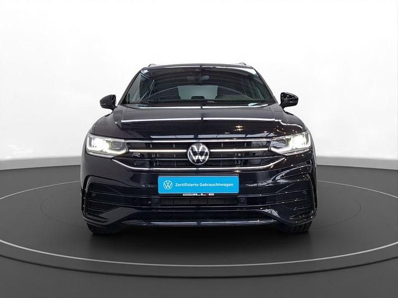 Gebraucht VW Tiguan Allspace R-line 190 PS (139 kW) 2022 Deep black perleffekt (schwarz) SUV