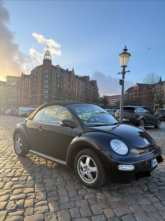 Gebraucht VW New Beetle 101 PS (74 kW) 2004 Schwarz Kleinwagen