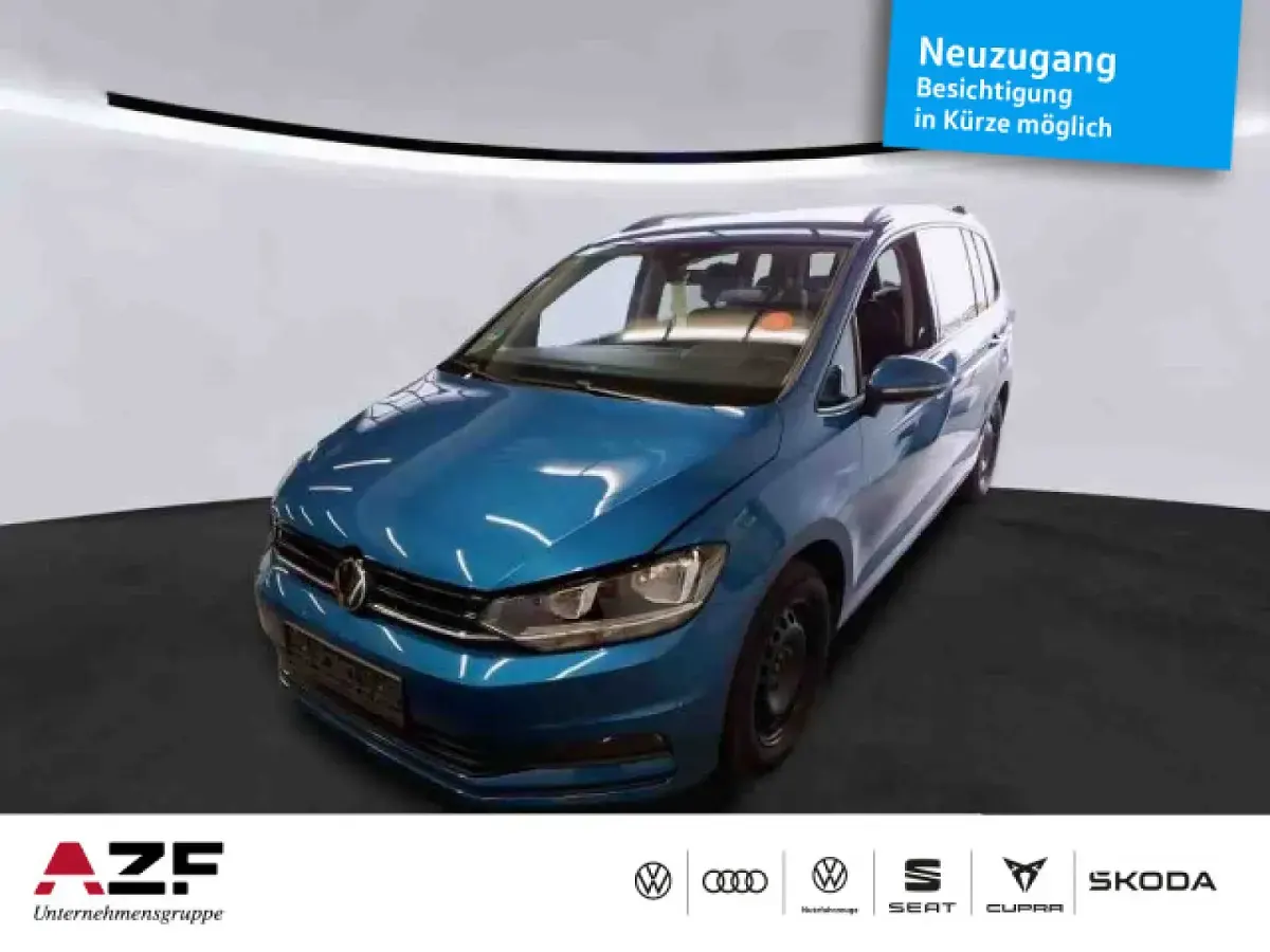 Gebraucht VW Touran Trendline 150 PS (110 kW) 2023 Van / Kleinbus