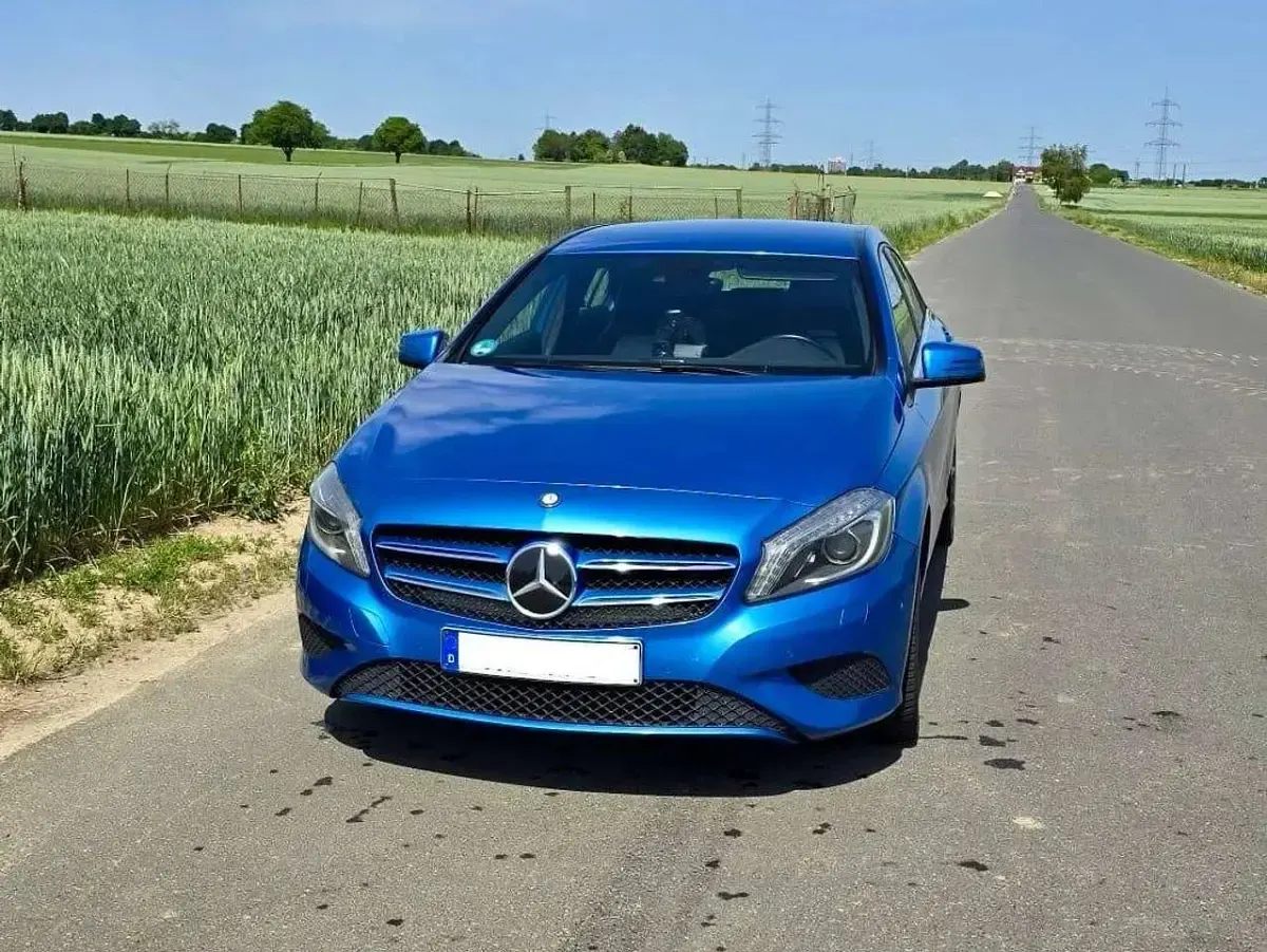 Gebraucht Mercedes A250 211 PS (155 kW) 2013 Blau Limousine