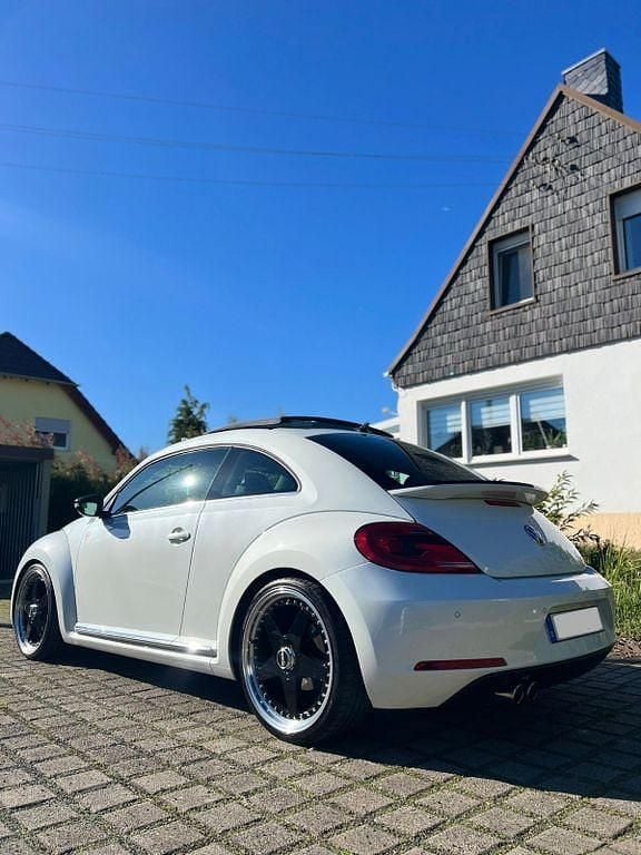 Gebraucht VW Beetle Design 160 PS (117 kW) 2012 Weiß Kleinwagen