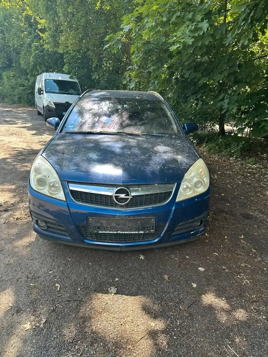 Gebraucht Opel Vectra 140 PS (102 kW) 2007 Blau Kombi