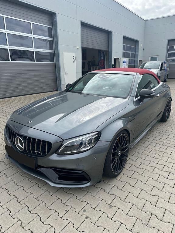 Grau Gebraucht 2019 Mercedes C63S AMG Cabrio | 72.950 € (Etwas zu teuer) - Bild 1/4