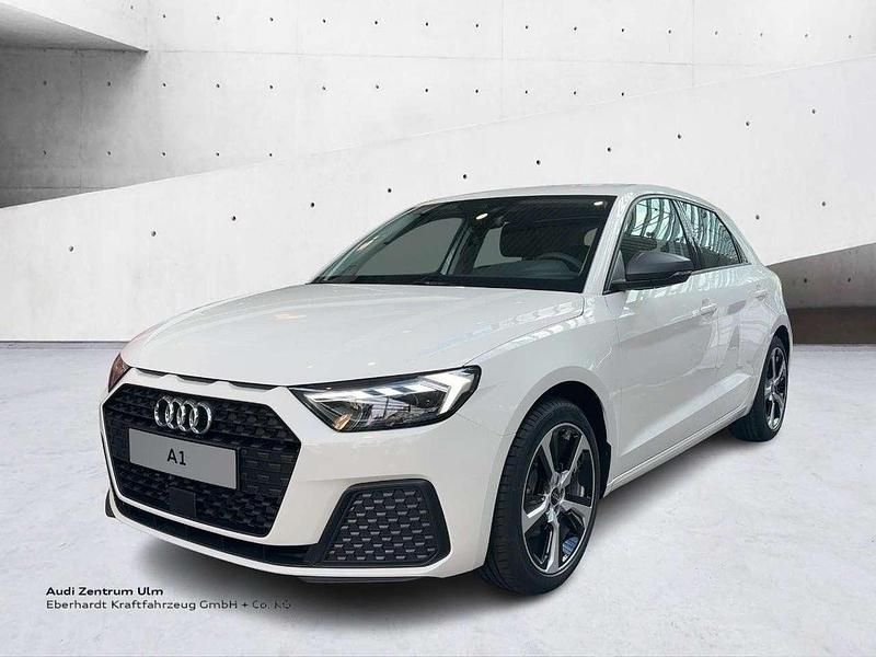 Cortinaweiß Neu 2025 Audi A1 Kleinwagen | 27.102 € (Superpreis) - Bild 1/4