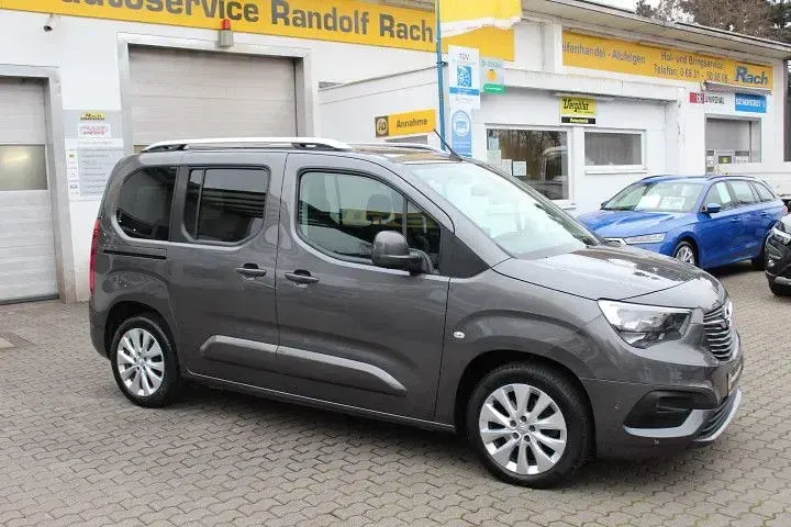 Gebraucht Opel Combo 131 PS (96 kW) 2021 Grau Van / Kleinbus
