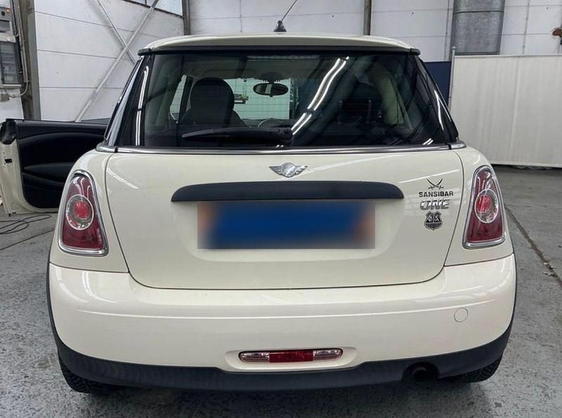 Usata Mini ONE 75 CV (55 kW) 2011 Bianco Utilitaria