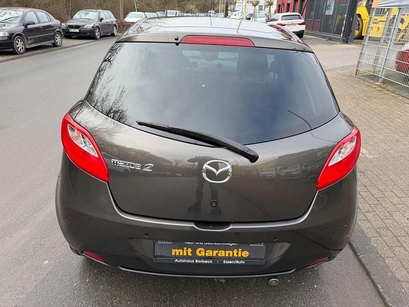 Gebraucht Mazda 2 Sendo 84 PS (61 kW) 2014 Grau Limousine
