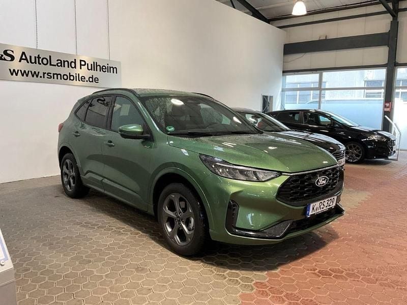 Gebraucht Ford Kuga ST-Line 179 PS (131 kW) 2026 Gruen SUV