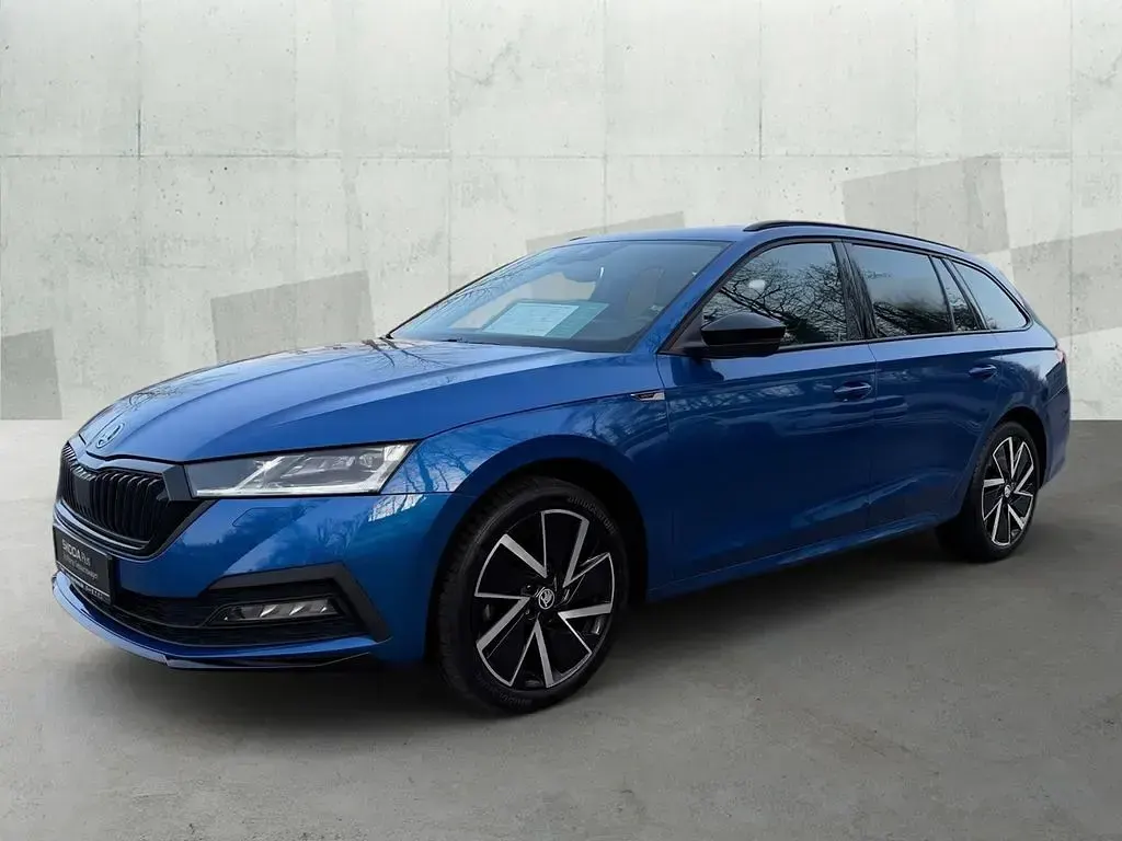 Gebraucht Skoda Octavia SportLine 150 PS (110 kW) 2023 Race blau metallic Kombi
