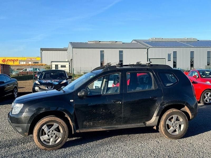 Schwarz Gebraucht 2012 Dacia Duster SUV | 3.200 € (Fairer Preis) - Bild 1/4