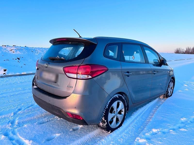 Gebraucht Kia Carens 136 PS (100 kW) 2014 Grau Van / Kleinbus