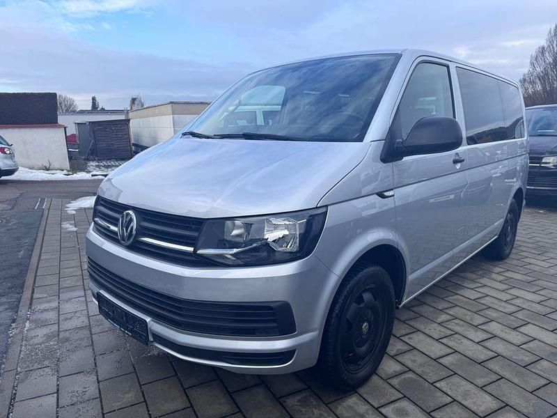 Gebraucht VW Multivan 150 PS (110 kW) 2016 Silber Van