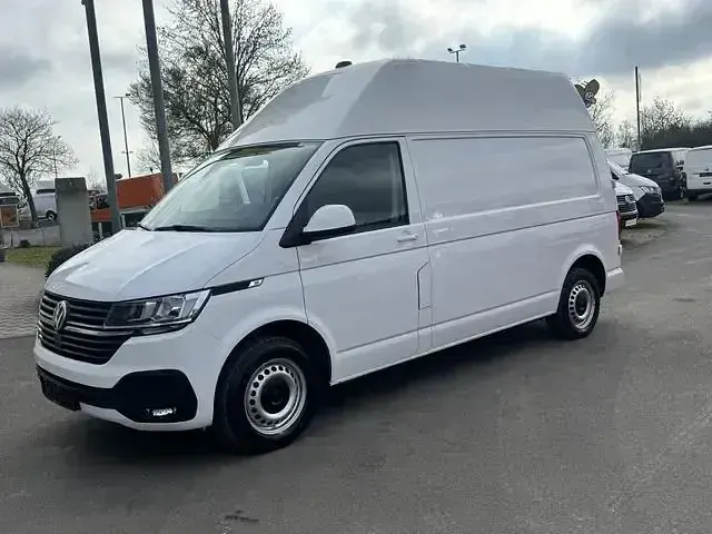 Begagnad VW Transporter 150 HK (110 kW) 2020 Vit Van