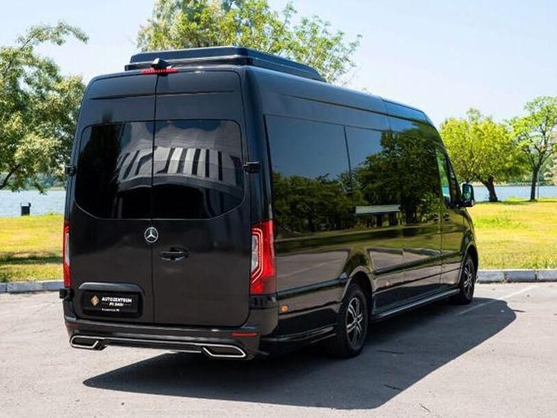 Gebraucht Mercedes Sprinter Exclusive 190 PS (139 kW) 2022 Schwarz Van