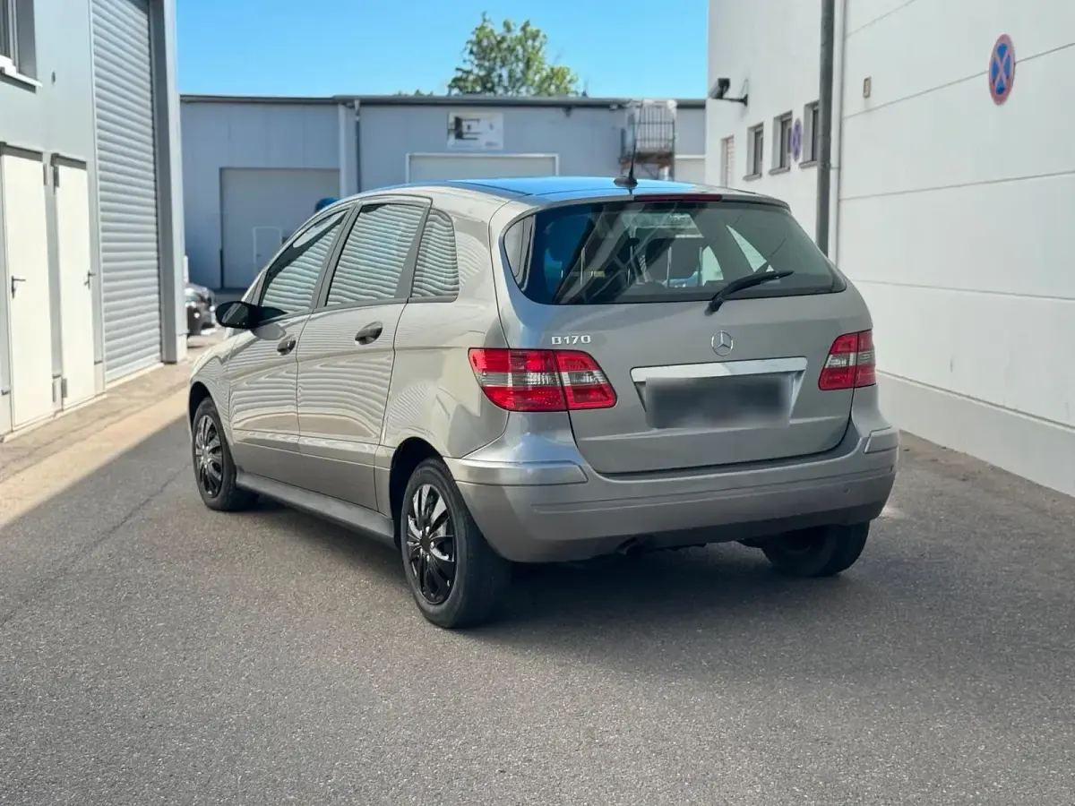 Gebraucht Mercedes B170 116 PS (85 kW) 2008 Grau Van / Kleinbus