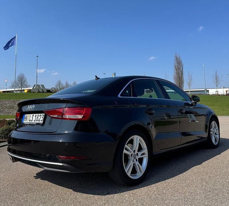 Gebraucht Audi A3 Design 150 PS (110 kW) 2019 Schwarz Limousine