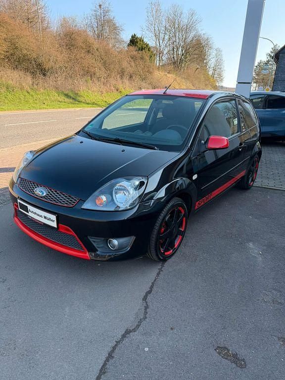 Gebraucht Ford Fiesta 69 PS (50 kW) 2007 Schwarz Kleinwagen
