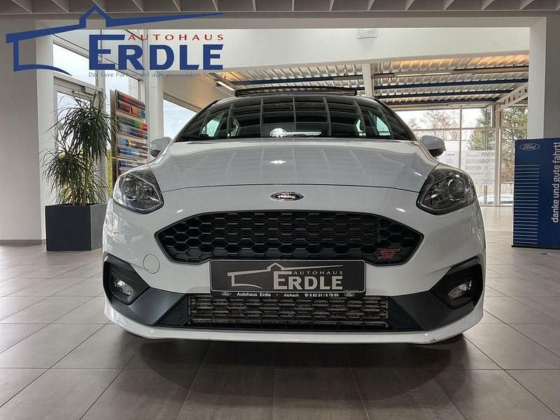 Gebraucht Ford Fiesta ST 200 PS (147 kW) 2019 Weiss Kleinwagen