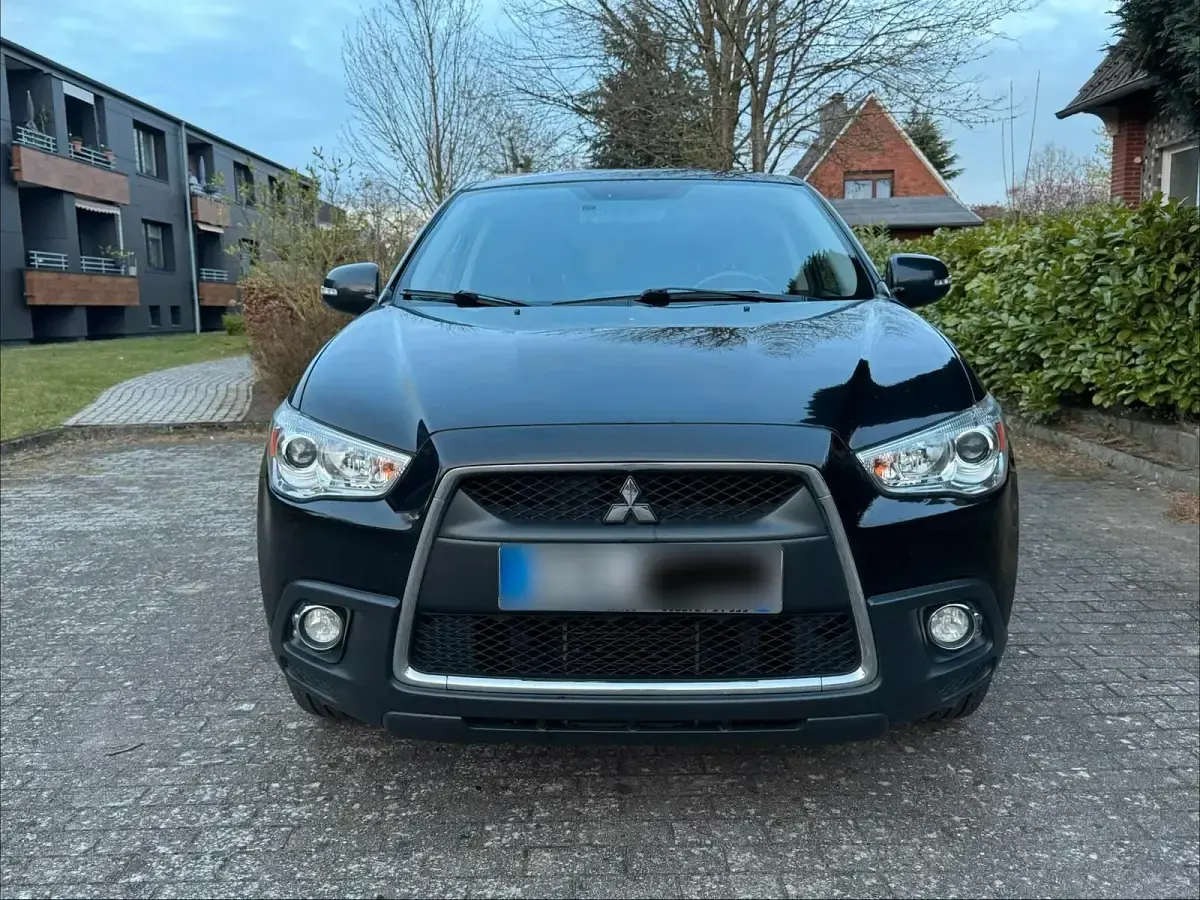 Gebraucht Mitsubishi ASX 150 PS (110 kW) 2010 Schwarz SUV