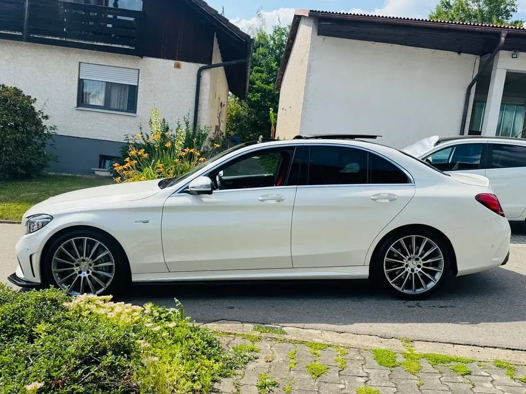 Gebraucht Mercedes C43 AMG AMG 390 PS (286 kW) 2019 Weiß Limousine