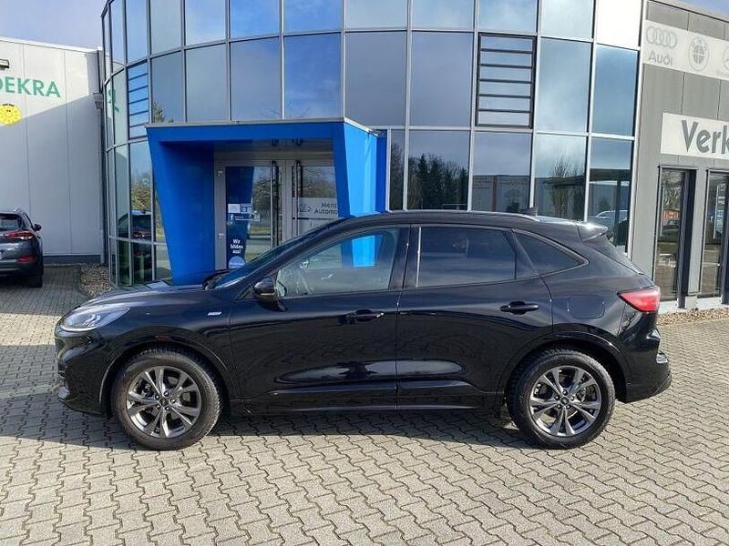 Gebraucht Ford Kuga ST-Line 150 PS (110 kW) 2022 Schwarz SUV