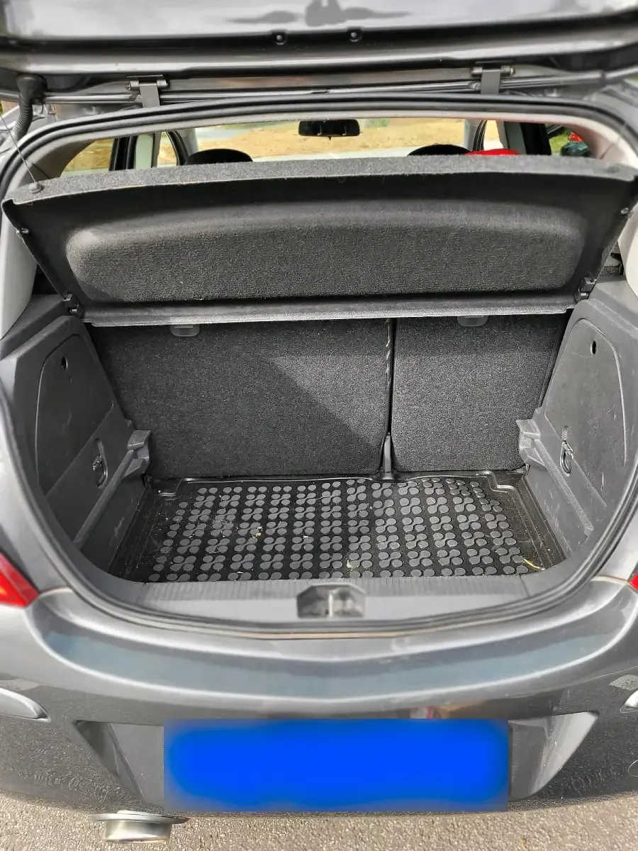 Gebraucht Opel Corsa 100 PS (73 kW) 2011 Grau Kleinwagen