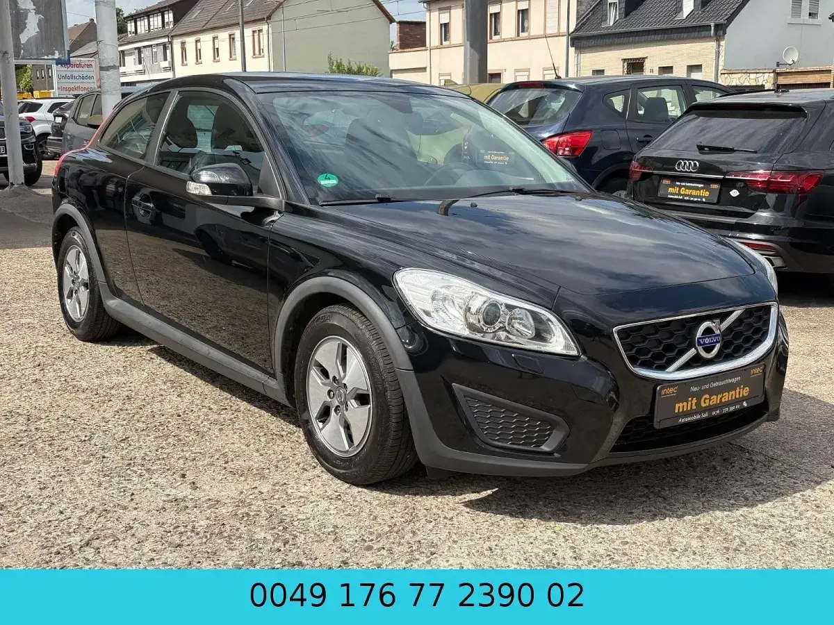 Gebraucht Volvo C30 Drive Kinetic 114 PS (83 kW) 2011 Schwarz Kleinwagen