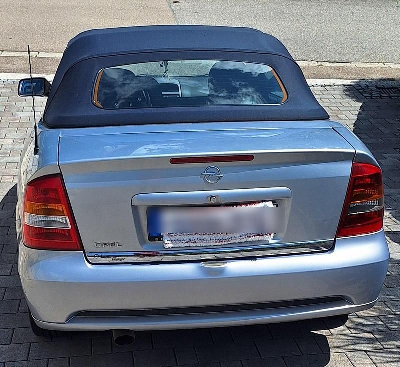 Silber Gebraucht 2001 Opel Astra Cabriolet Cabrio | 1.500 € (Guter Preis) - Bild 1/4