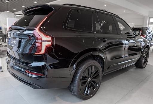 Neu Volvo XC90 Plus 455 PS (334 kW) 2026 Schwarz SUV